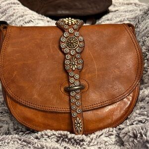 Campomaggi Tan Leather Crossbody Bag with Embellished Strap